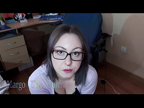 ❤️ Girl Sexy bi Nuċċali Sucks Dildo Profondament fuq il-Kamera ❌ Vidjow tas-sess lilna